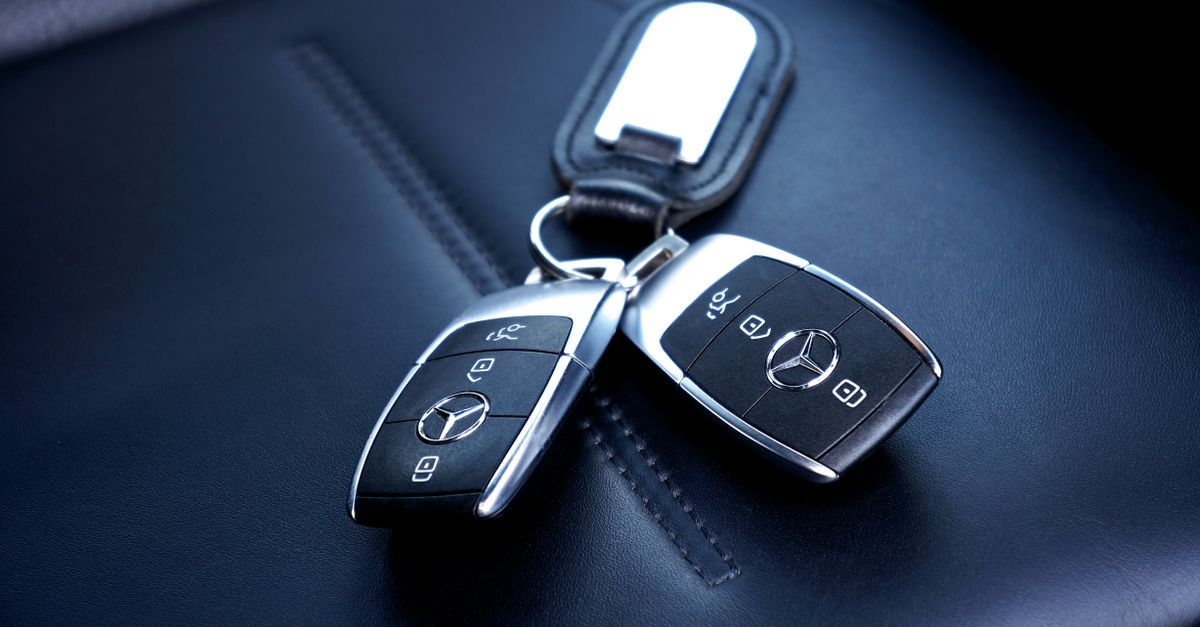 BMW car key fob — Locksmith Lithonia