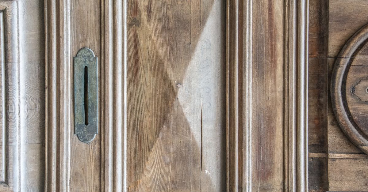lock cylinder close up — Locksmith Lithonia