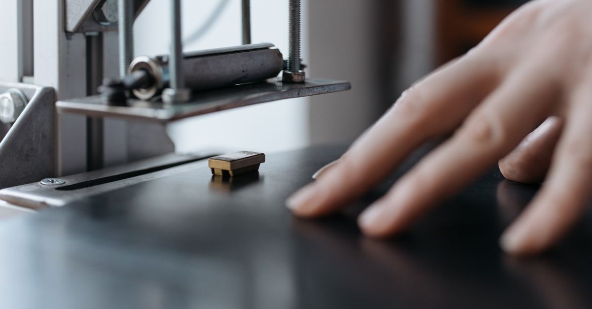 car key cutting machine — Locksmith Lithonia