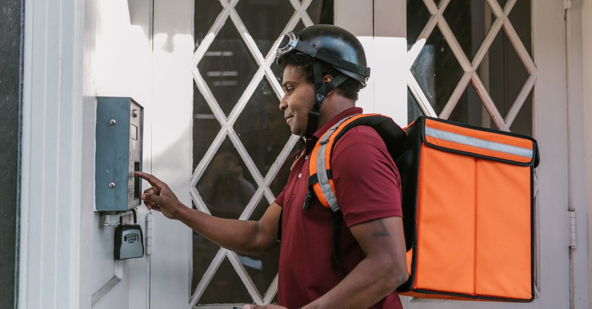 locksmith service technician — Locksmith Lithonia